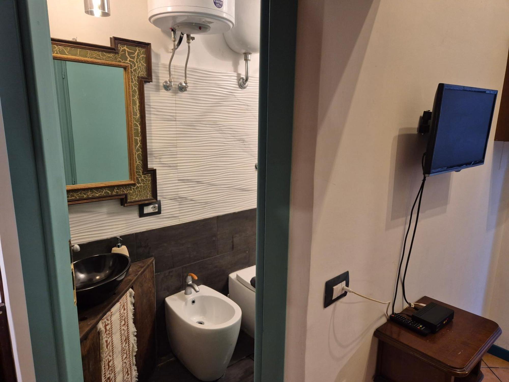 Hotel Mithra Hosting Roma Esterno foto