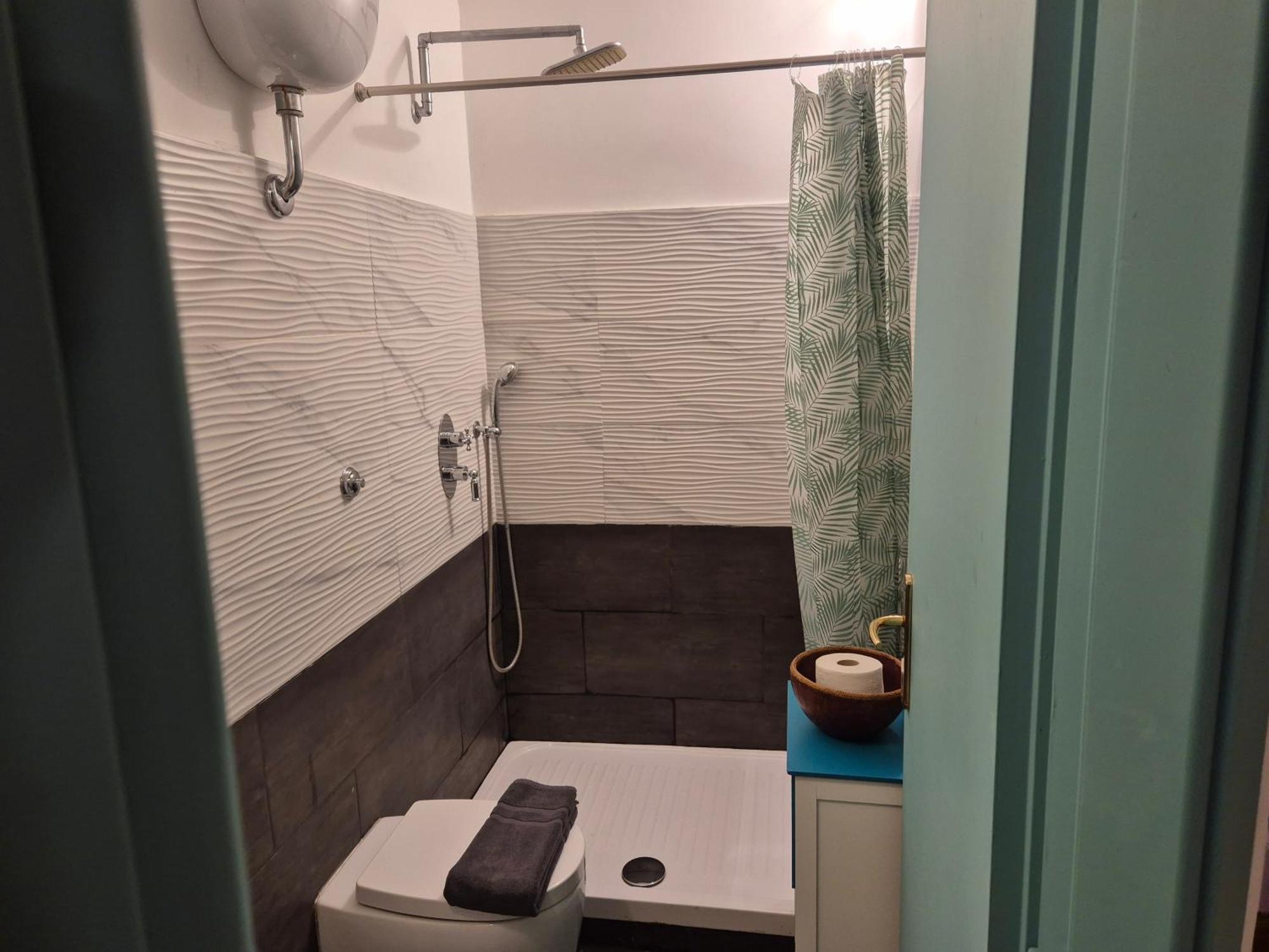 Hotel Mithra Hosting Roma Esterno foto